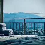Seven Nights Болонья