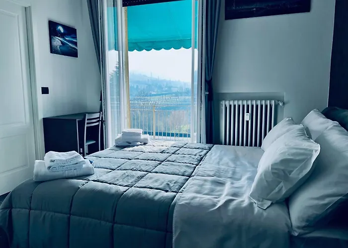 Seven Nights Bed & Breakfast 3*