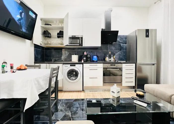 Bed & Breakfast Seven Nights 3*