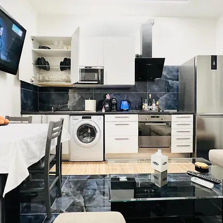 Bed & Breakfast Seven Nights 3*