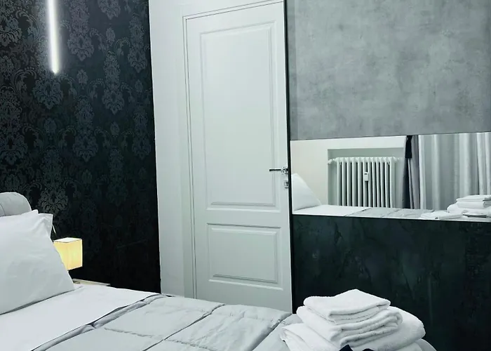 Seven Nights Oda ve Kahvaltı Bolonya